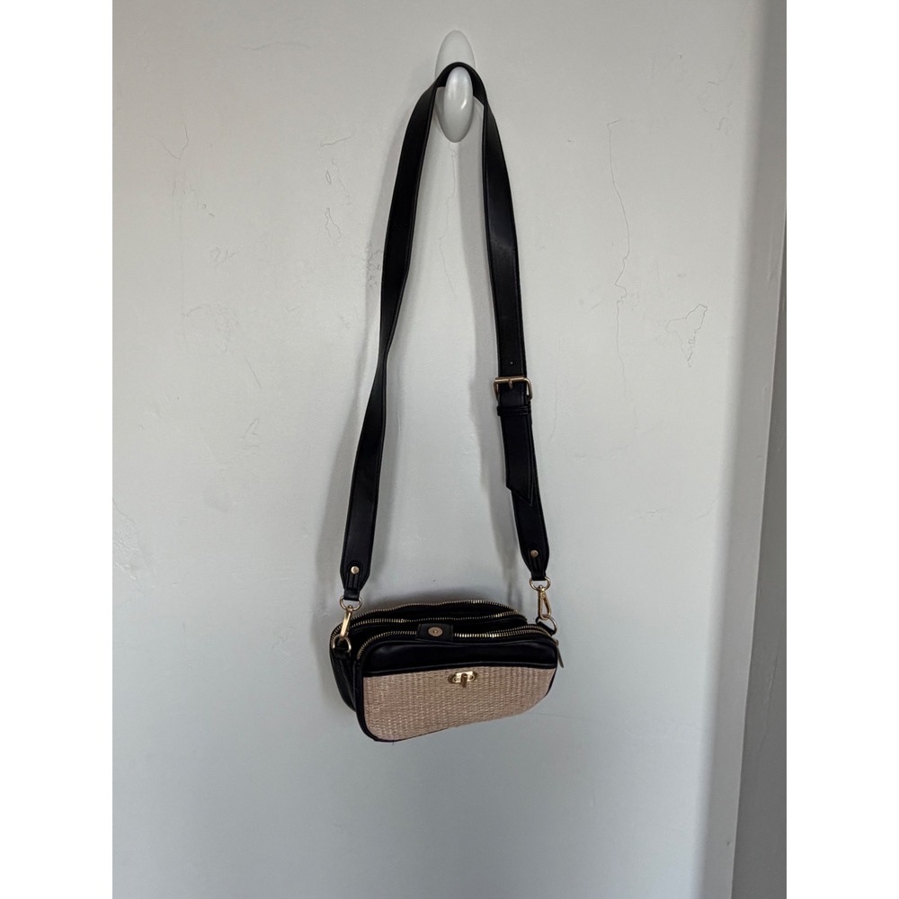 Black and Straw Woven Crossbody Bag Gold Hardware Adjustable Strap TT223155-BST